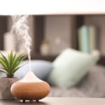 Entenda como funciona e quais os princípios da aromaterapia